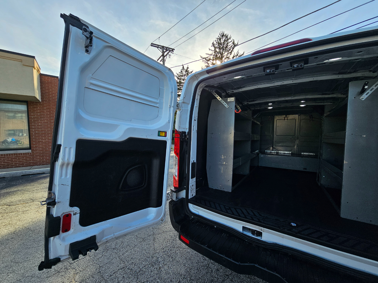 Ford Transit Van T-250 148" Low Rf 9000 GVWR Sliding RH Dr 2019