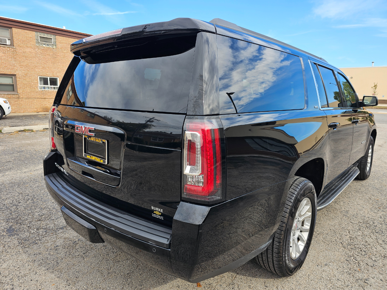 GMC Yukon XL 4WD 4dr SLT 2016