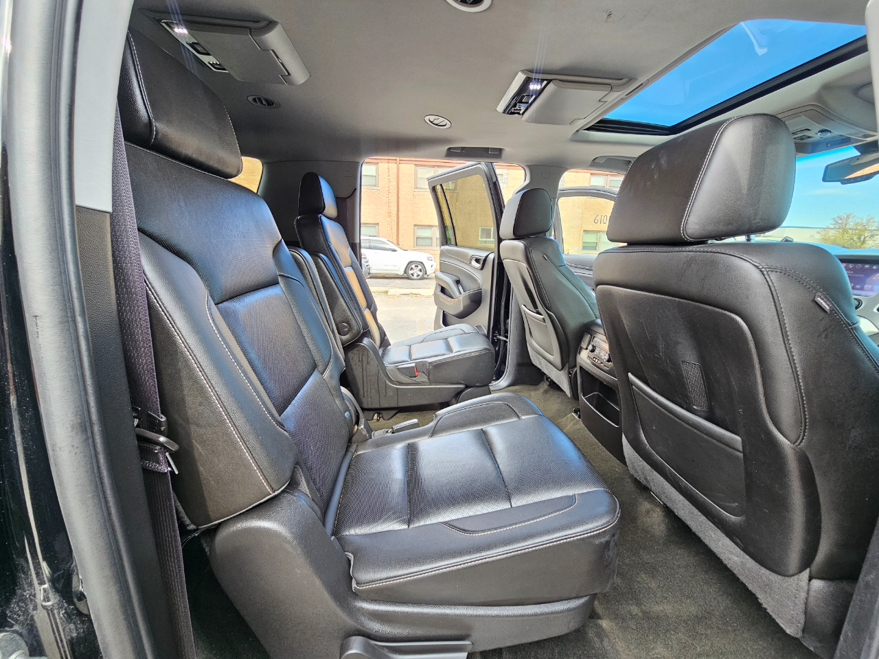 GMC Yukon XL 4WD 4dr SLT 2016