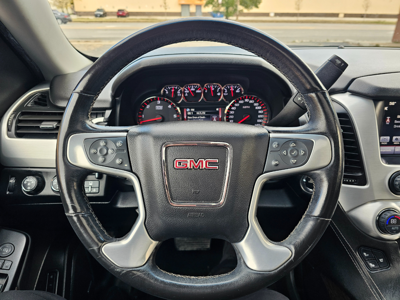 GMC Yukon XL 4WD 4dr SLT 2016