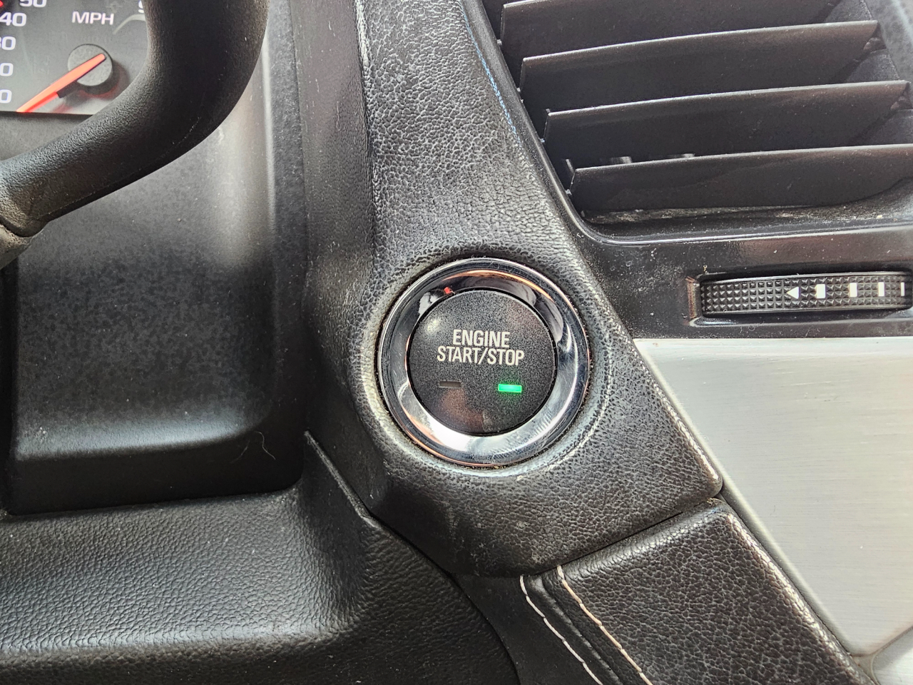 GMC Yukon XL 4WD 4dr SLT 2016