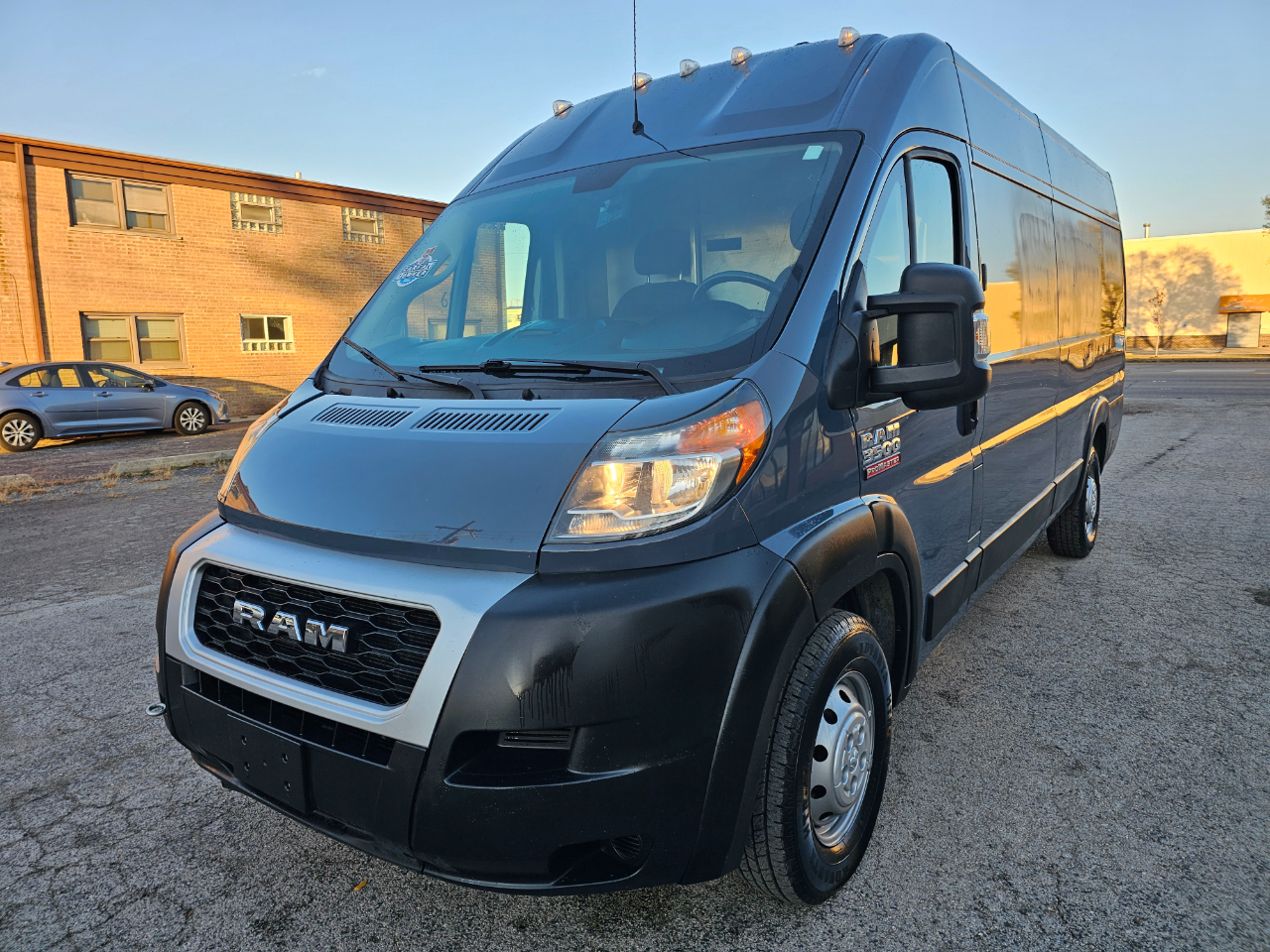 RAM ProMaster Cargo Van 3500 High Roof 159" WB EXT 2019