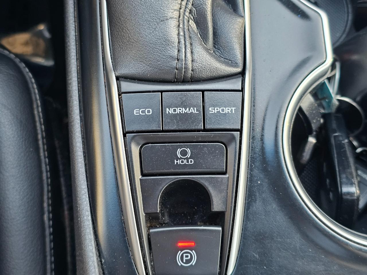 Toyota Camry XSE Auto (Natl) 2018