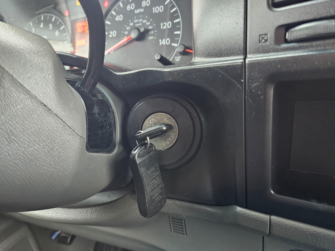 Nissan NV Standard Roof 2500 V6 S 2016