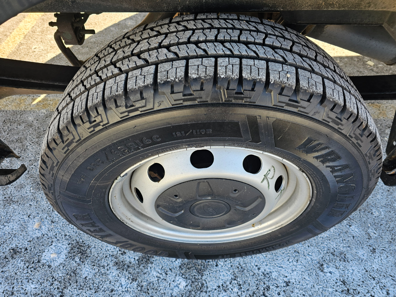 Ford Transit Cargo Van T-250 148" EL Hi Rf 9070 GVWR RWD 2020