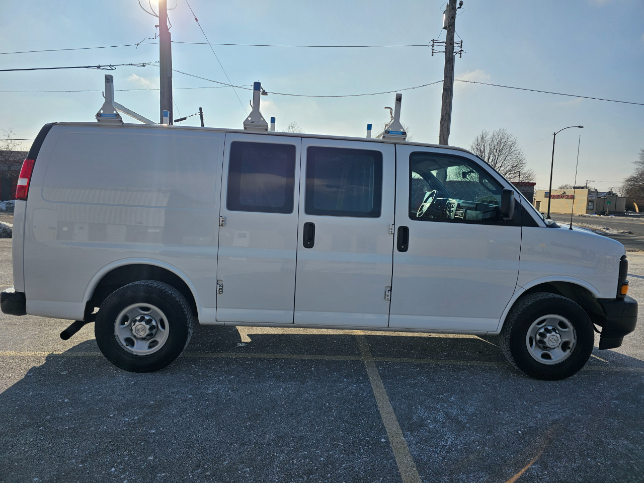 Chevrolet Express Cargo Van RWD 2500 135" 2017