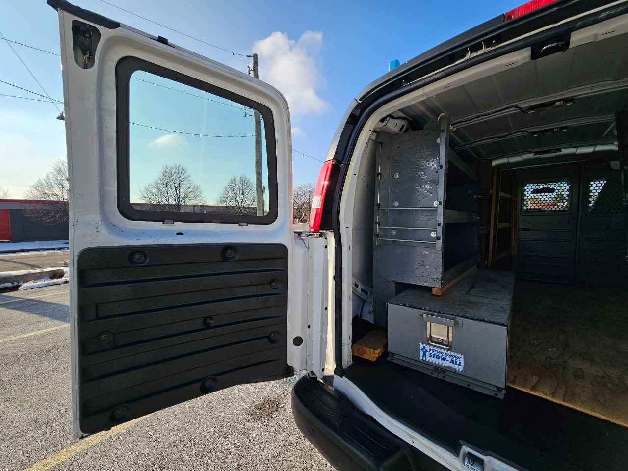 Chevrolet Express Cargo Van RWD 2500 135" 2017