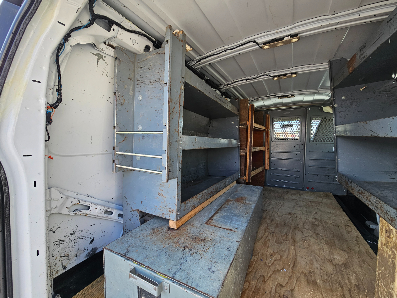 Chevrolet Express Cargo Van RWD 2500 135" 2017