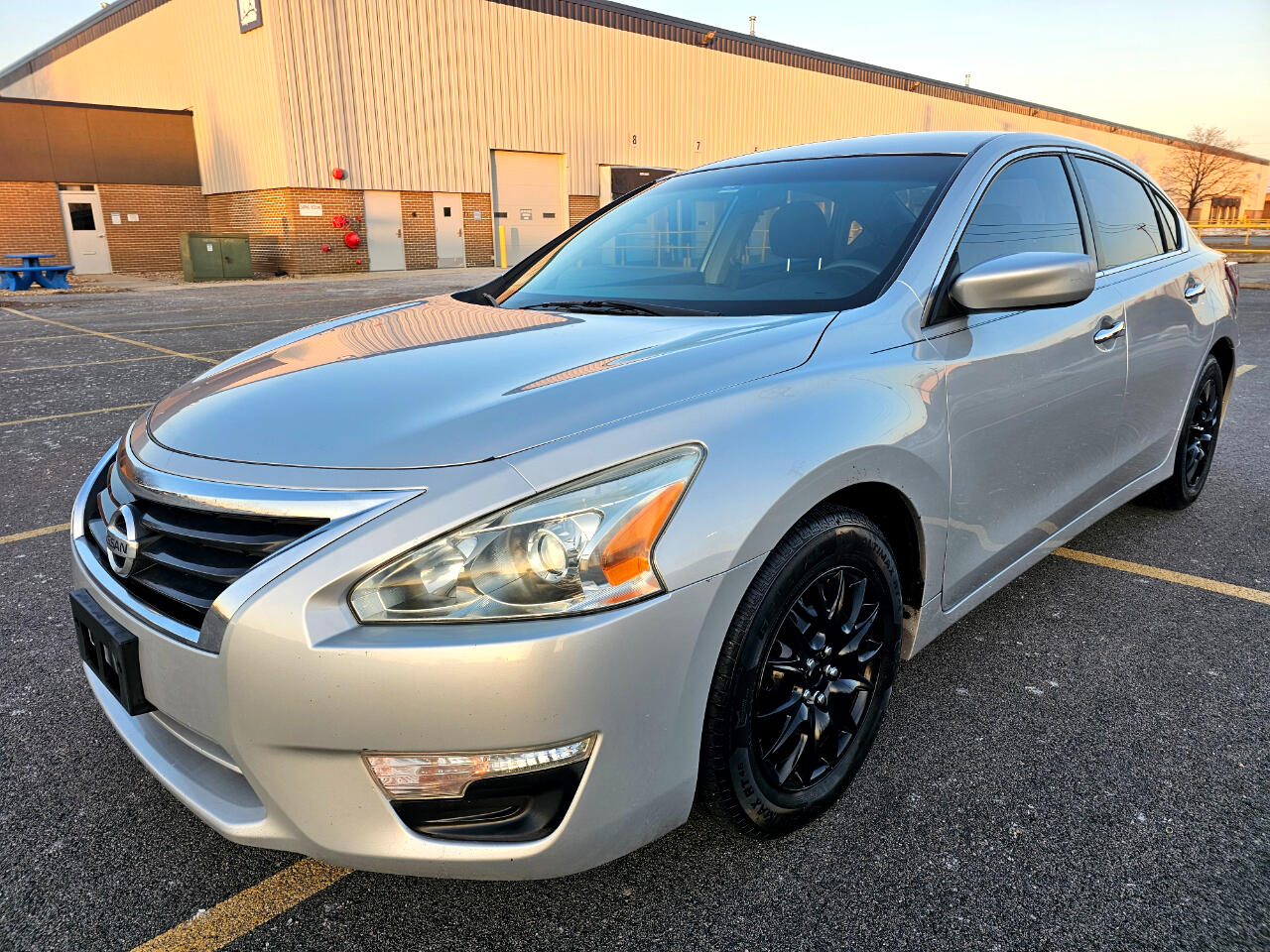 Nissan Altima 4dr Sdn I4 2.5 S 2013