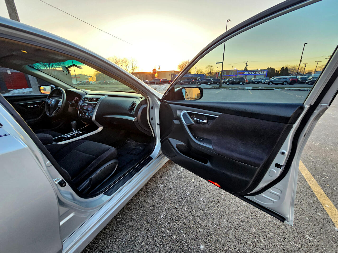 Nissan Altima 4dr Sdn I4 2.5 S 2013