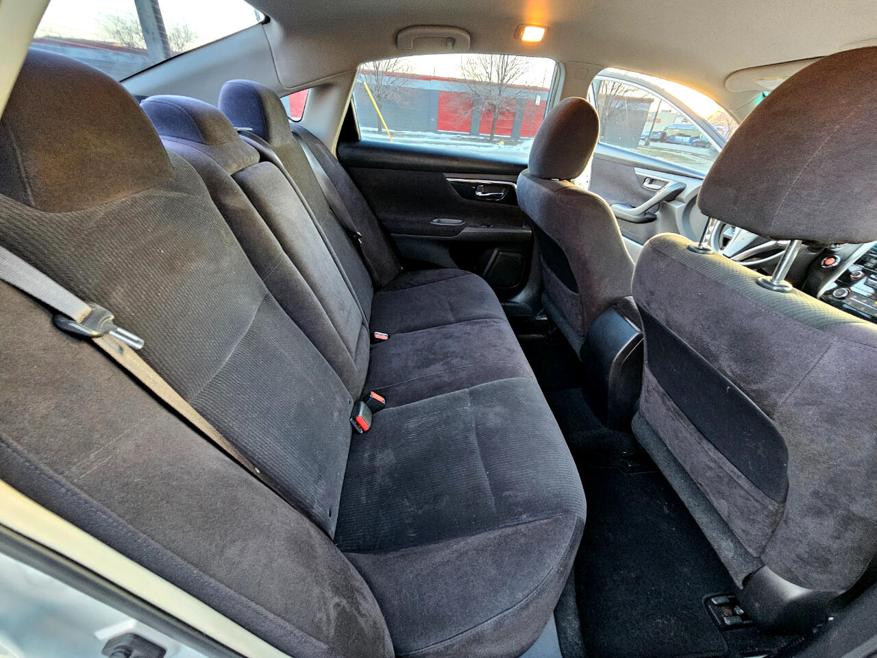 Nissan Altima 4dr Sdn I4 2.5 S 2013