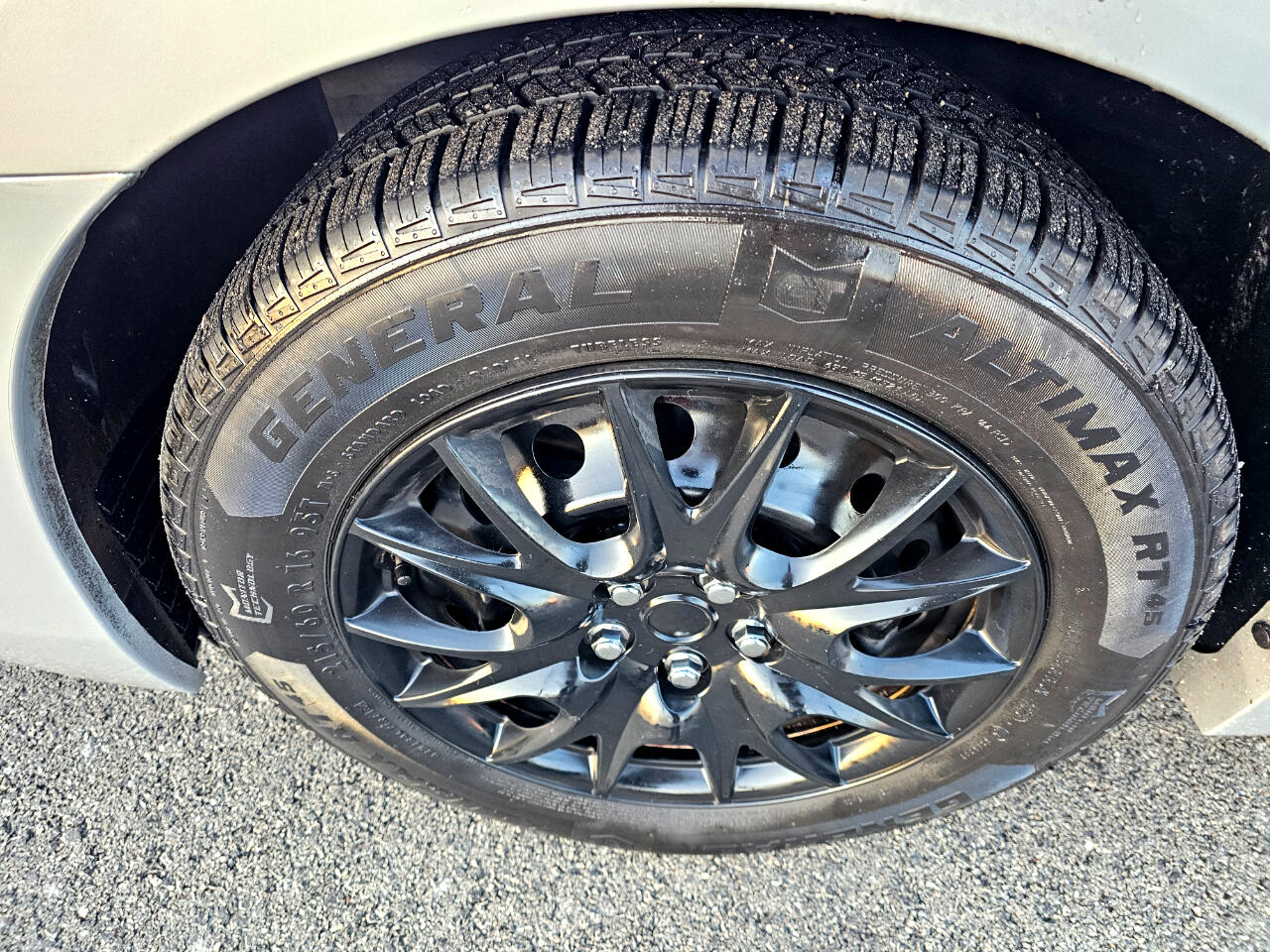 Nissan Altima 4dr Sdn I4 2.5 S 2013