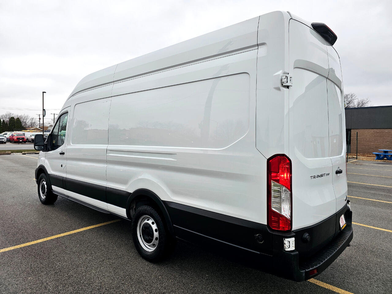 Ford Transit Cargo Van T-250 148" EL Hi Rf 9070 GVWR RWD 2020