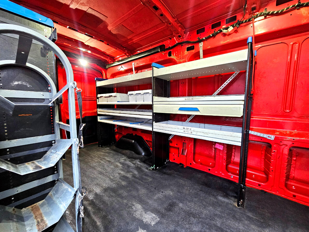 Ford Transit Van T-350 148" Med Rf 9500 GVWR Sliding RH Dr 2018