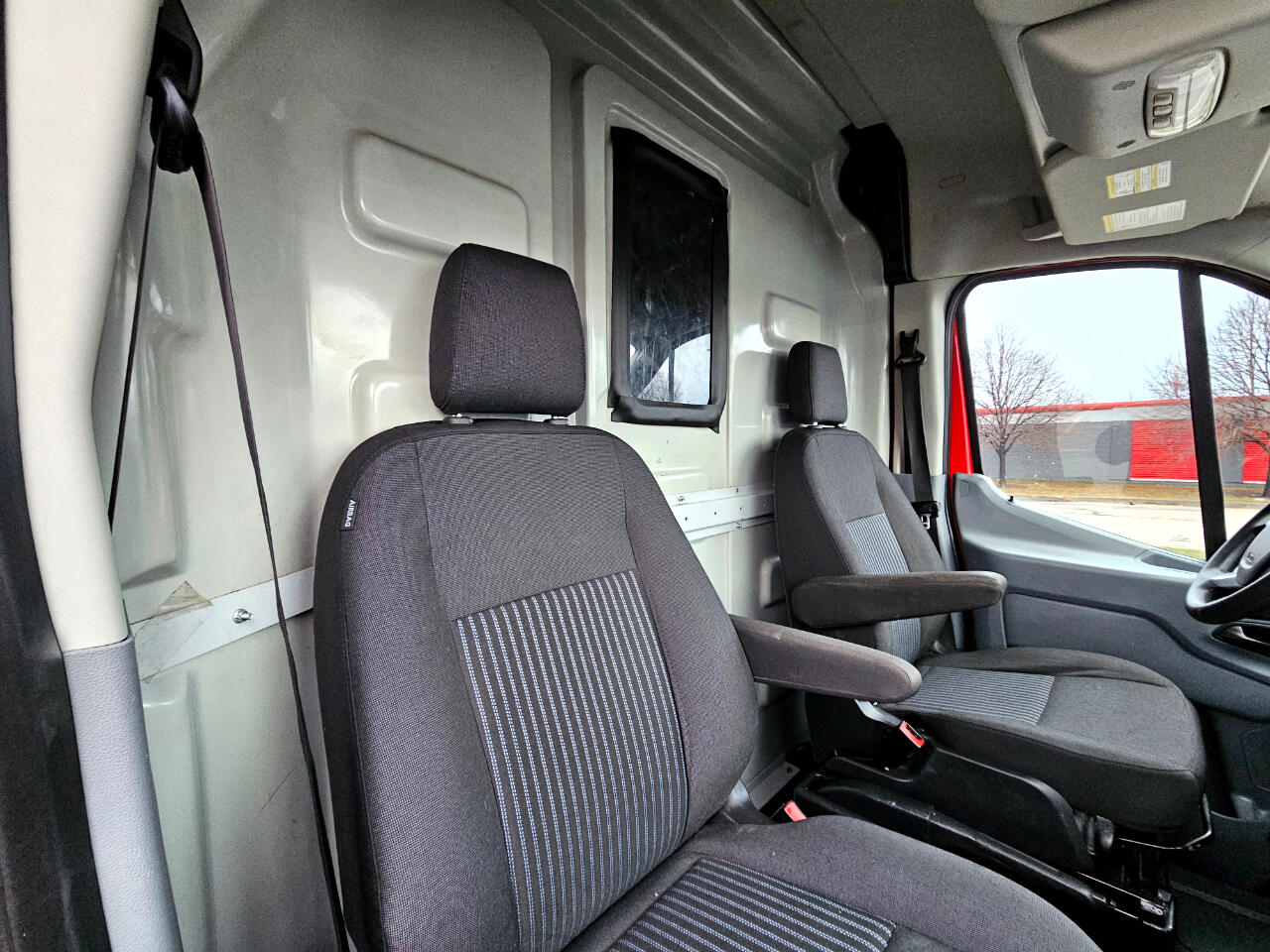 Ford Transit Van T-350 148" Med Rf 9500 GVWR Sliding RH Dr 2018