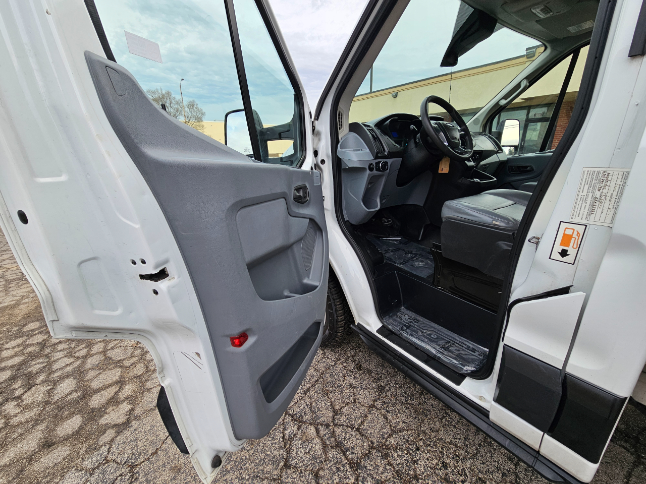 Ford Transit Chassis T-350 DRW 156" WB 9950 GVWR 2019