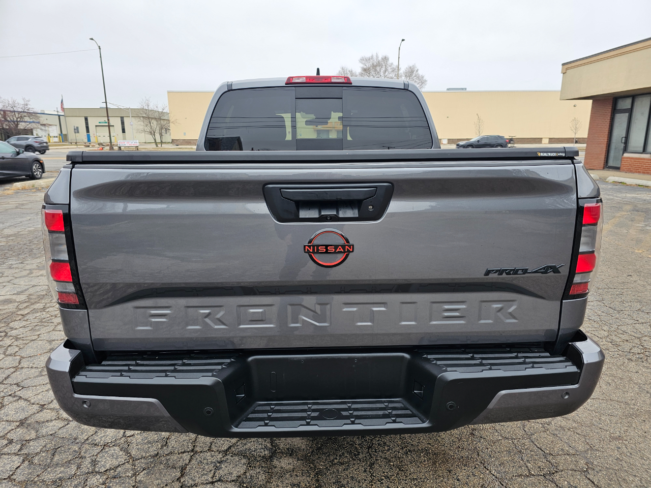 Nissan Frontier Crew Cab 4x4 PRO-4X 2024