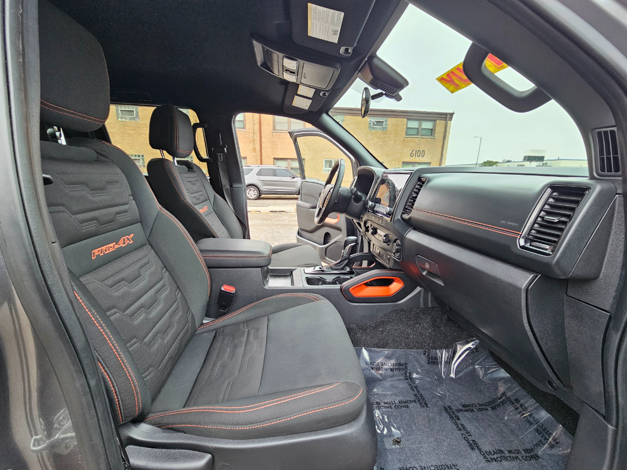 Nissan Frontier Crew Cab 4x4 PRO-4X 2024