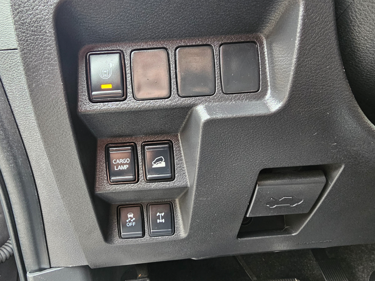 Nissan Frontier Crew Cab 4x4 PRO-4X 2024