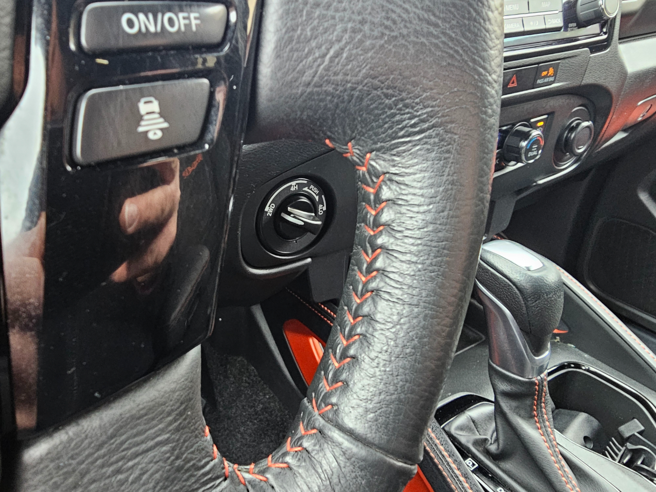 Nissan Frontier Crew Cab 4x4 PRO-4X 2024