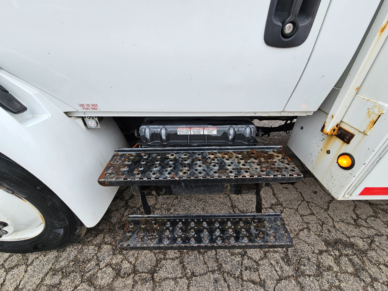 International 4300  2011