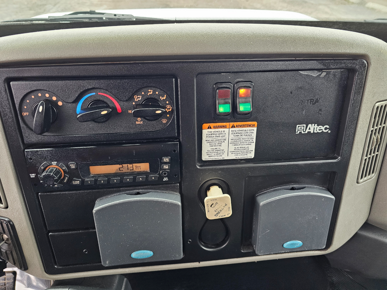 International 4300  2011