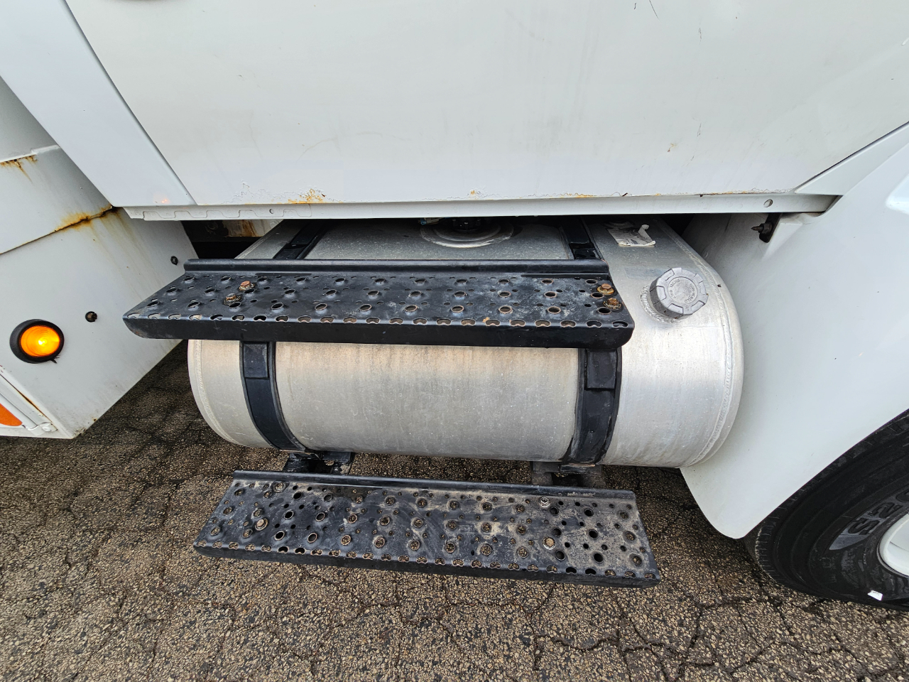 International 4300  2011