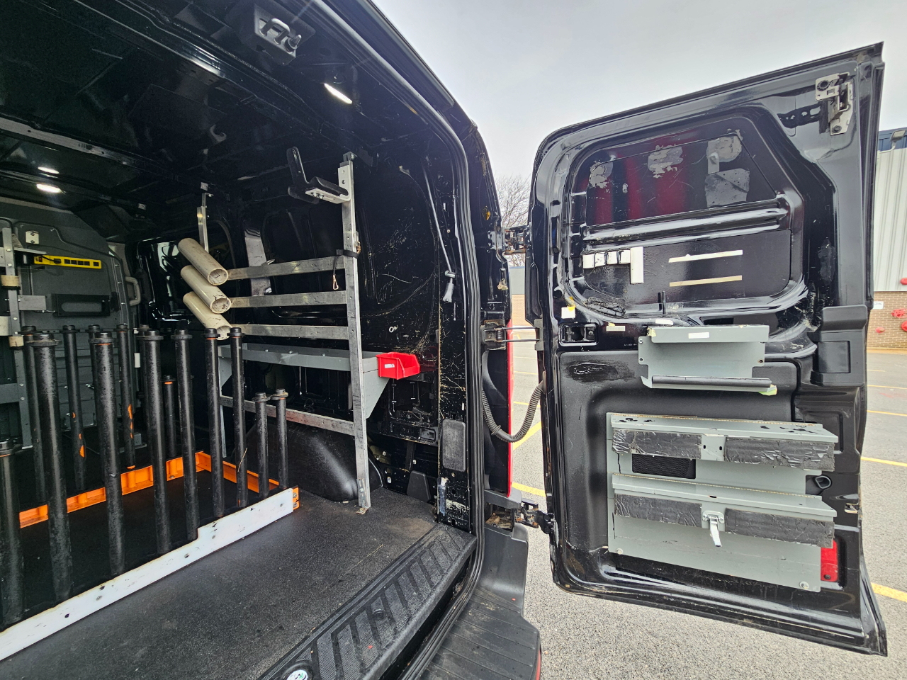 Ford Transit Van T-150 130" Low Rf 8600 GVWR Sliding RH Dr 2018