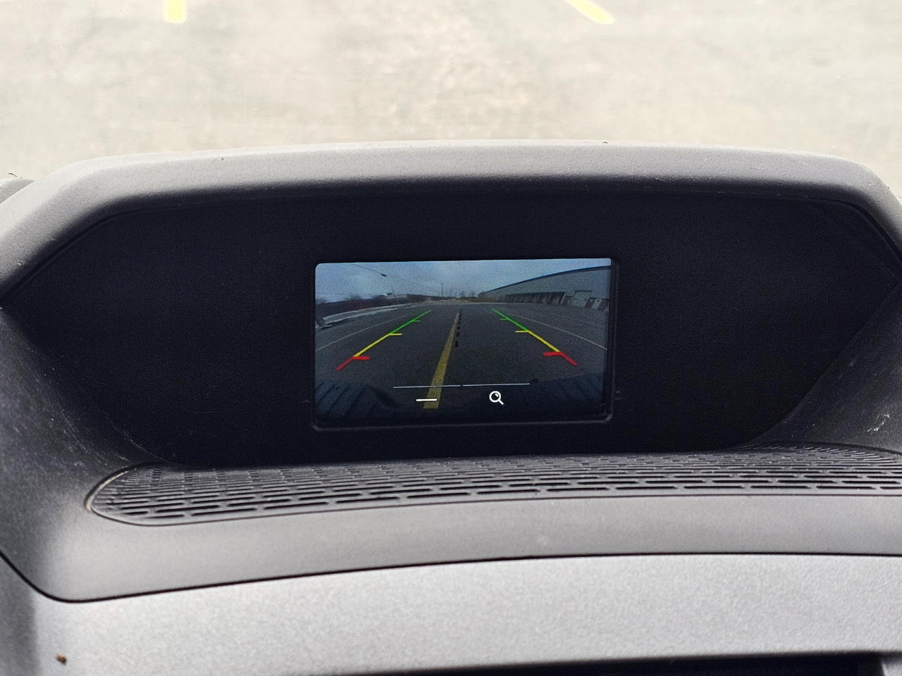 Ford Transit Van T-150 130" Low Rf 8600 GVWR Sliding RH Dr 2018