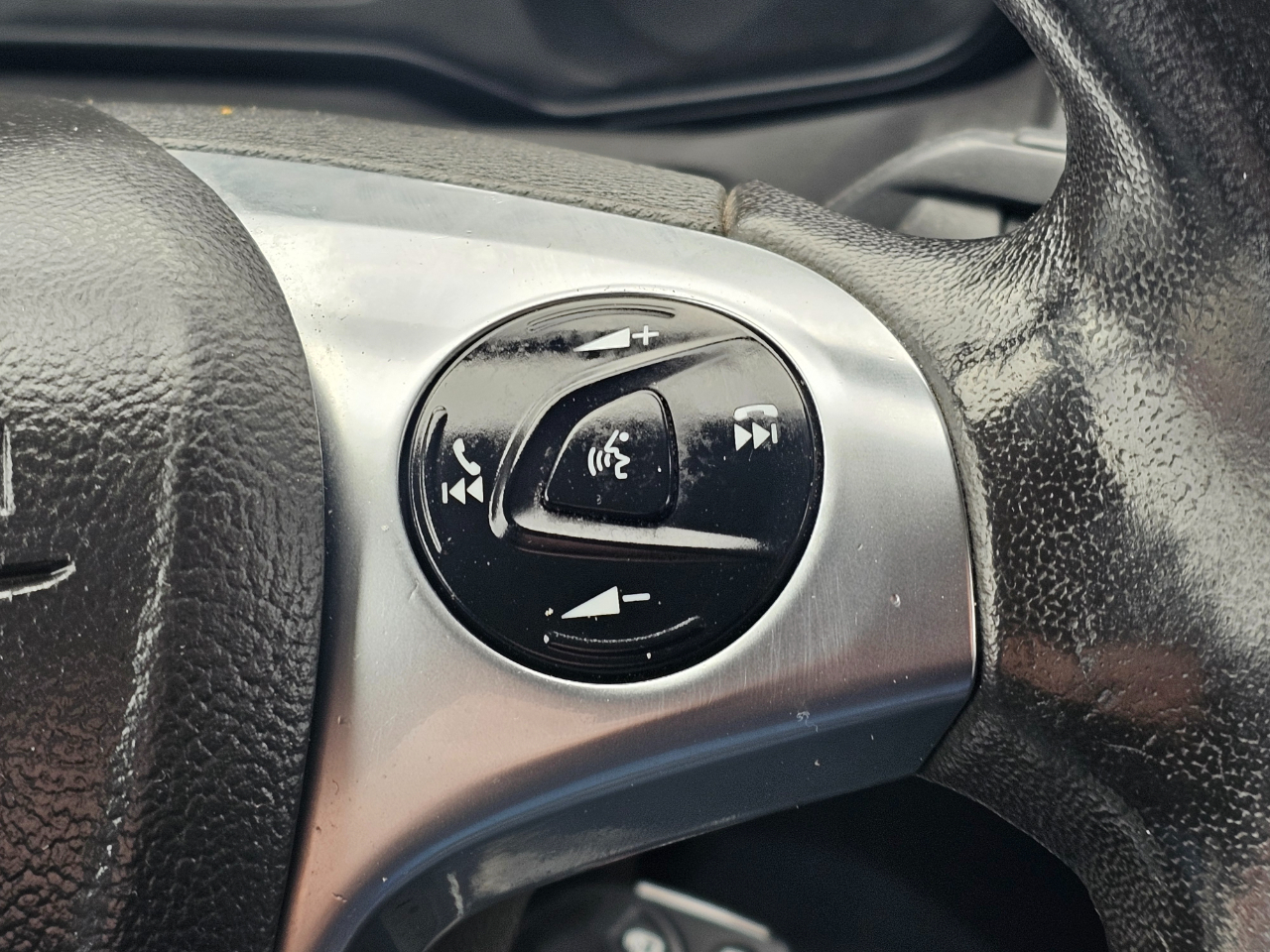 Ford Transit Van T-150 130" Low Rf 8600 GVWR Sliding RH Dr 2018