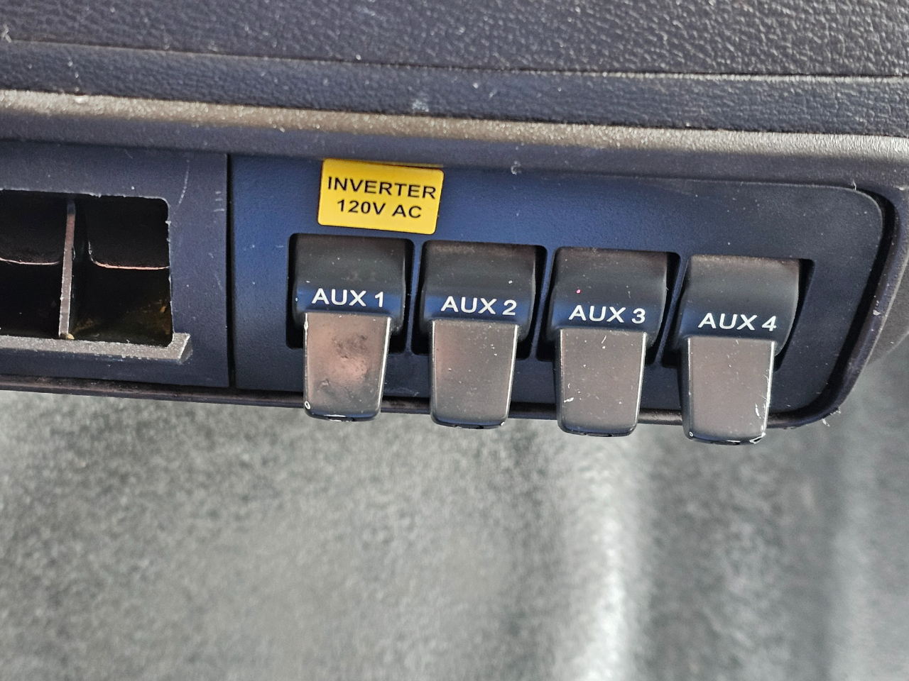 Ford Transit Van T-150 130" Low Rf 8600 GVWR Sliding RH Dr 2018