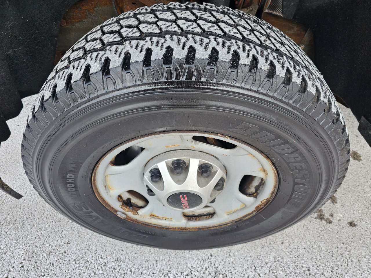 GMC Sierra 2500HD 2WD Reg Cab 133.6" 2016