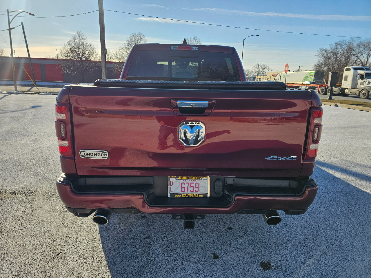 RAM 1500 Longhorn 4x4 Crew Cab 5'7" Box 2022