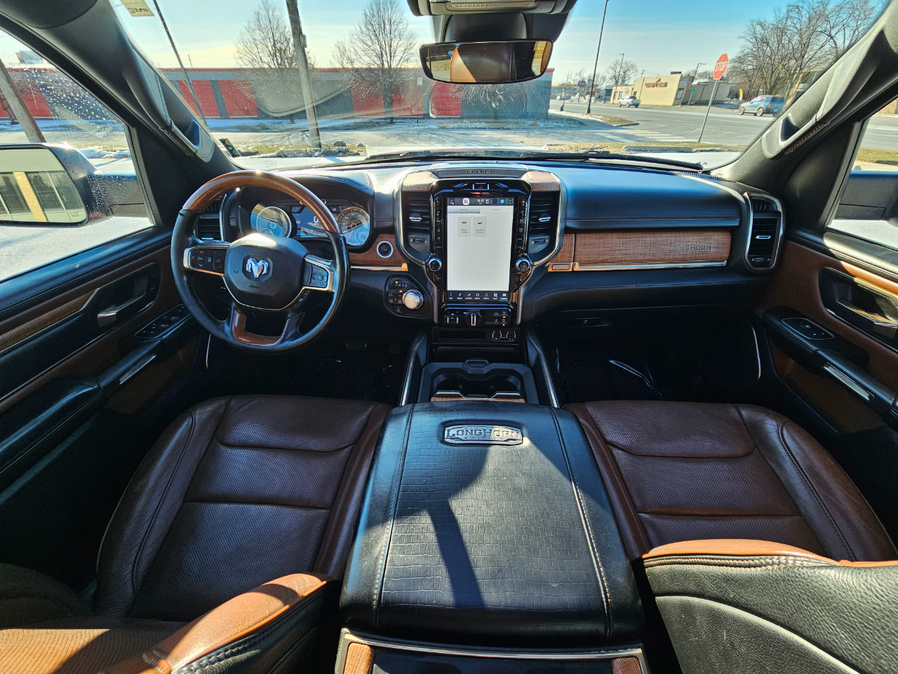 RAM 1500 Longhorn 4x4 Crew Cab 5'7" Box 2022