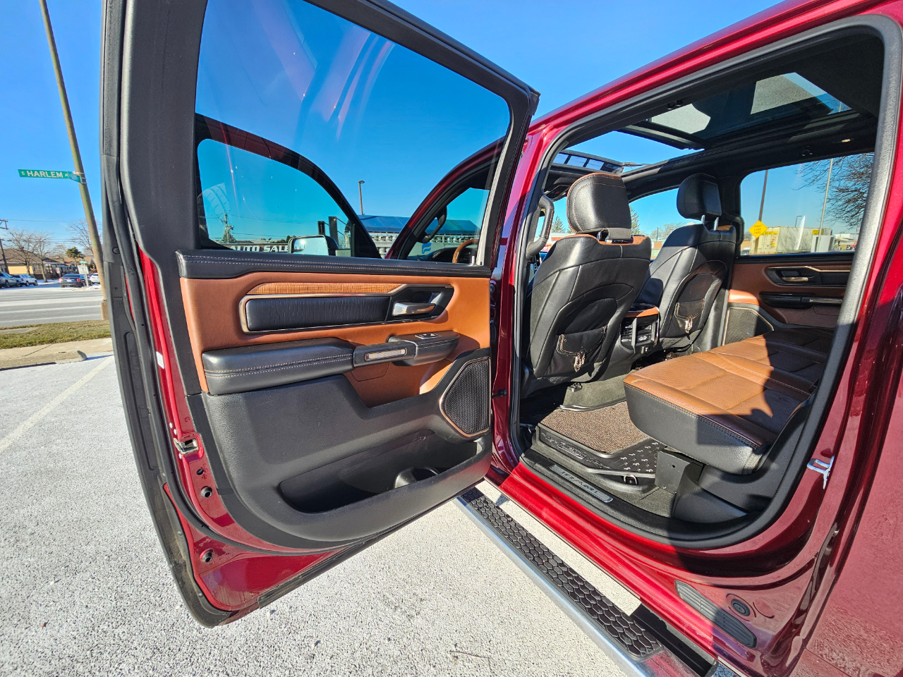 RAM 1500 Longhorn 4x4 Crew Cab 5'7" Box 2022