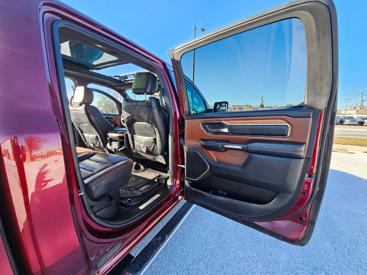 RAM 1500 Longhorn 4x4 Crew Cab 5'7" Box 2022