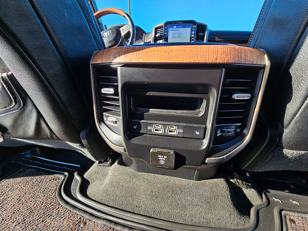 RAM 1500 Longhorn 4x4 Crew Cab 5'7" Box 2022