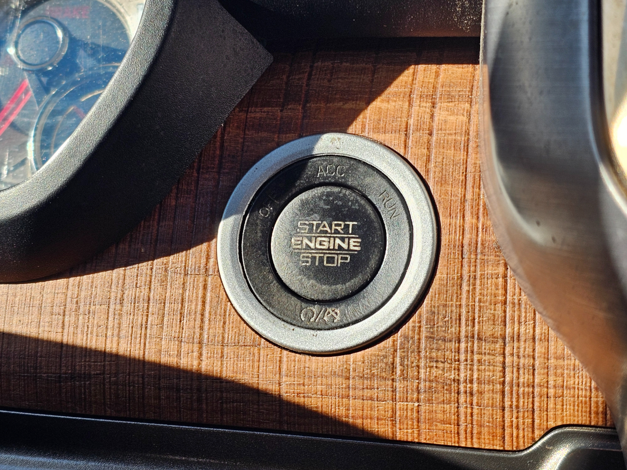 RAM 1500 Longhorn 4x4 Crew Cab 5'7" Box 2022