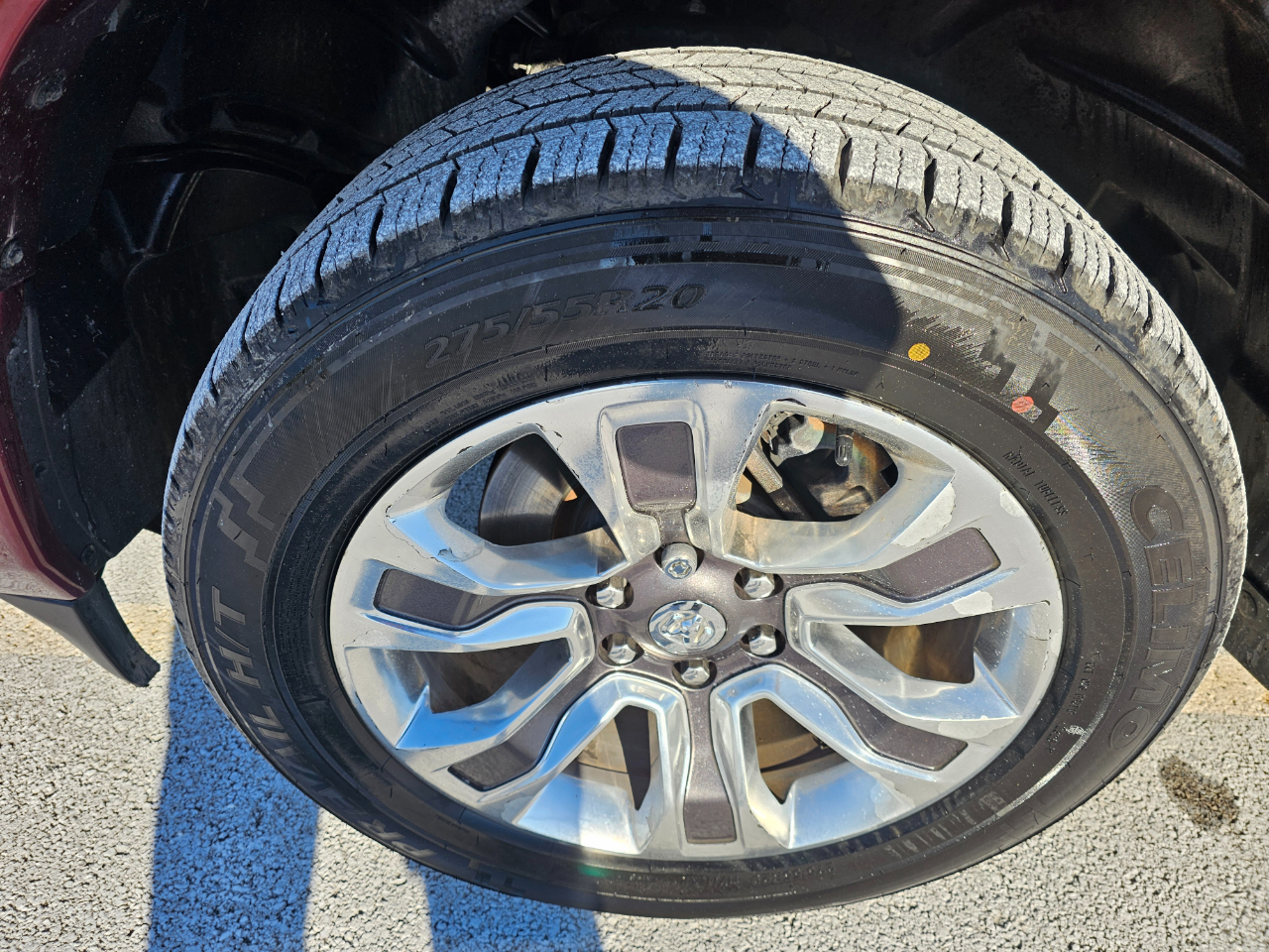 RAM 1500 Longhorn 4x4 Crew Cab 5'7" Box 2022