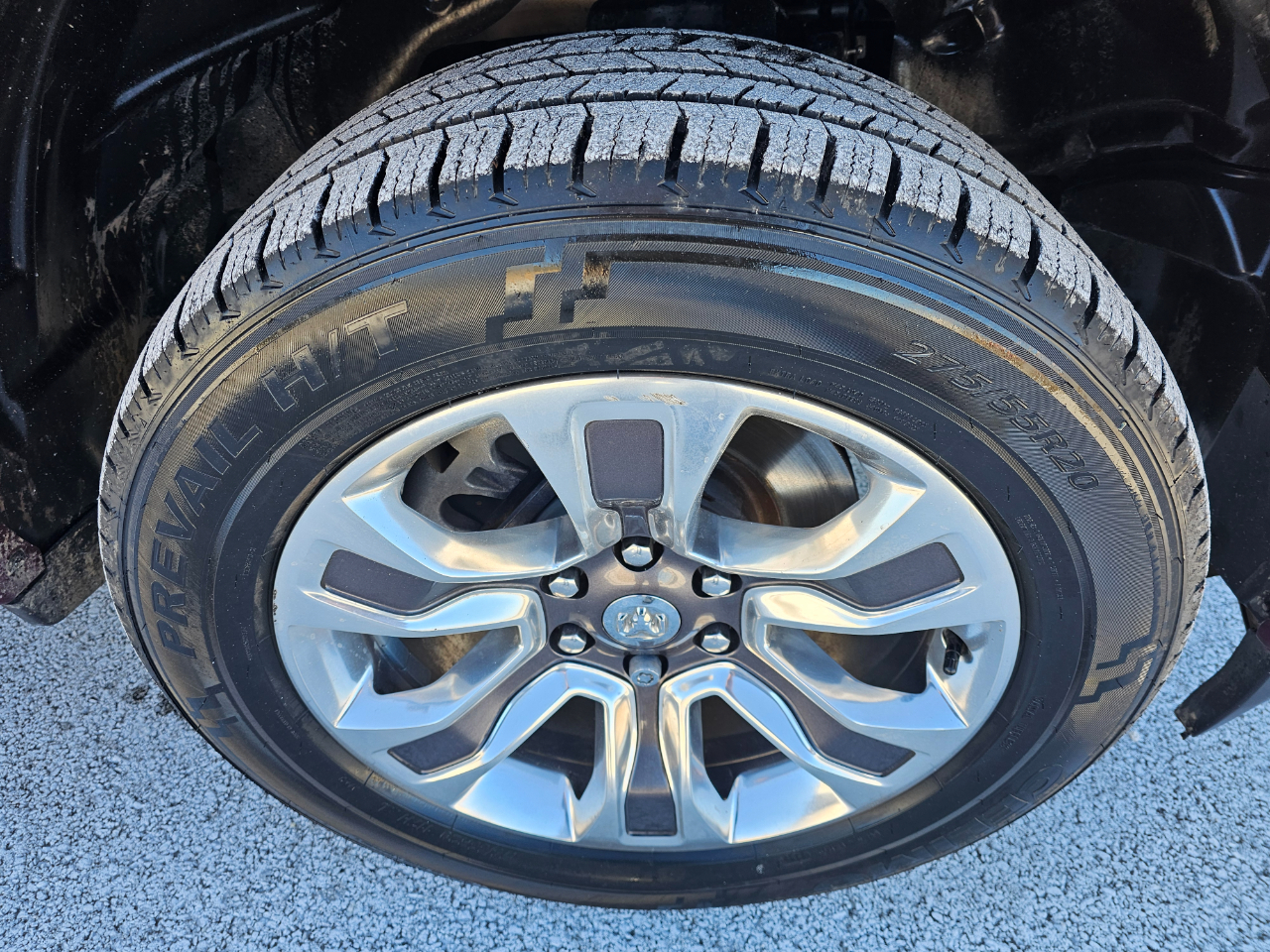 RAM 1500 Longhorn 4x4 Crew Cab 5'7" Box 2022