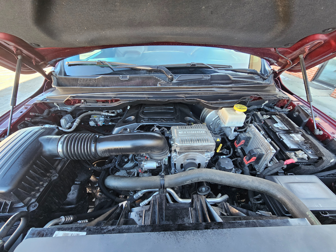 RAM 1500 Longhorn 4x4 Crew Cab 5'7" Box 2022