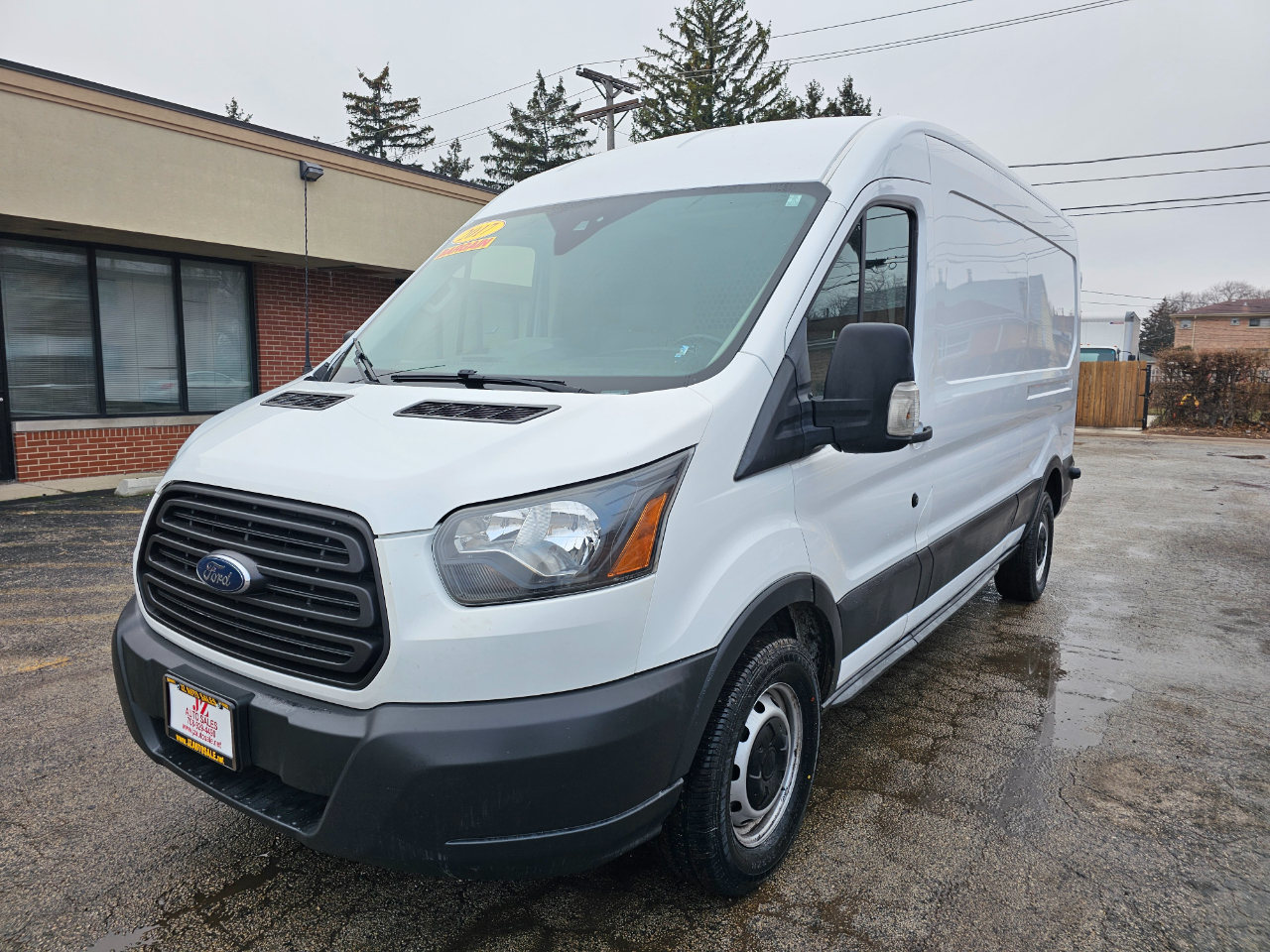 Ford Transit Van T-250 148" Med Rf 9000 GVWR Sliding RH Dr 2017