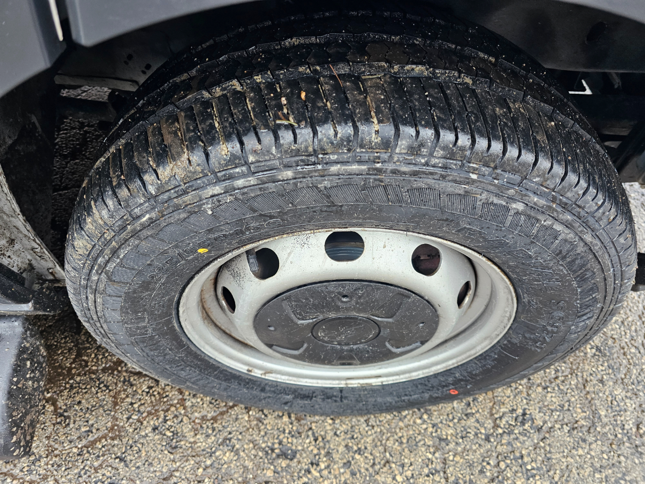 Ford Transit Van T-250 148" Med Rf 9000 GVWR Sliding RH Dr 2017