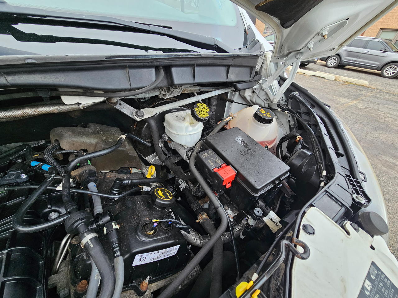 Ford Transit Van T-250 148" Med Rf 9000 GVWR Sliding RH Dr 2017