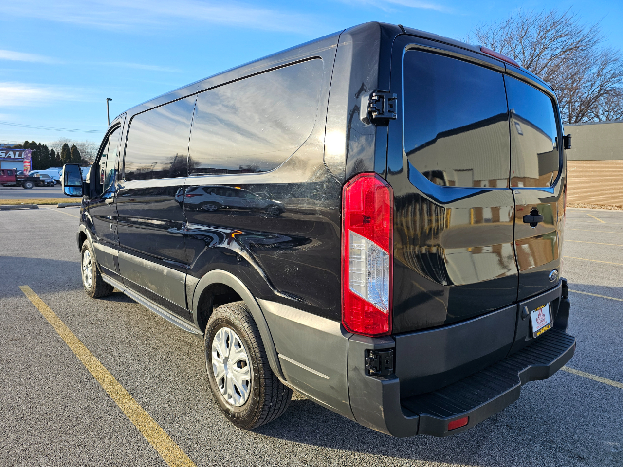 Ford Transit Van T-150 130" Low Rf 8600 GVWR Sliding RH Dr 2017