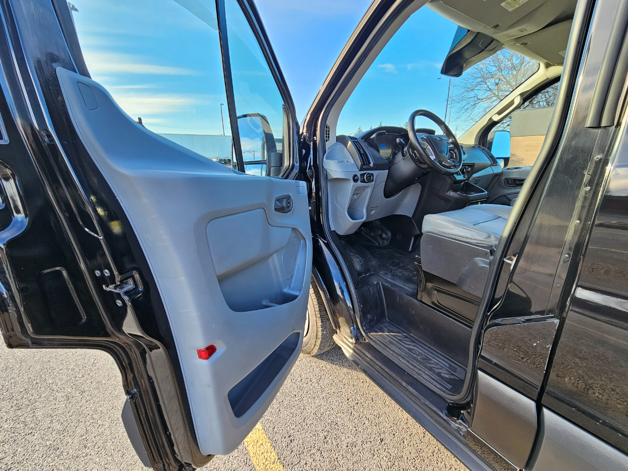 Ford Transit Van T-150 130" Low Rf 8600 GVWR Sliding RH Dr 2017