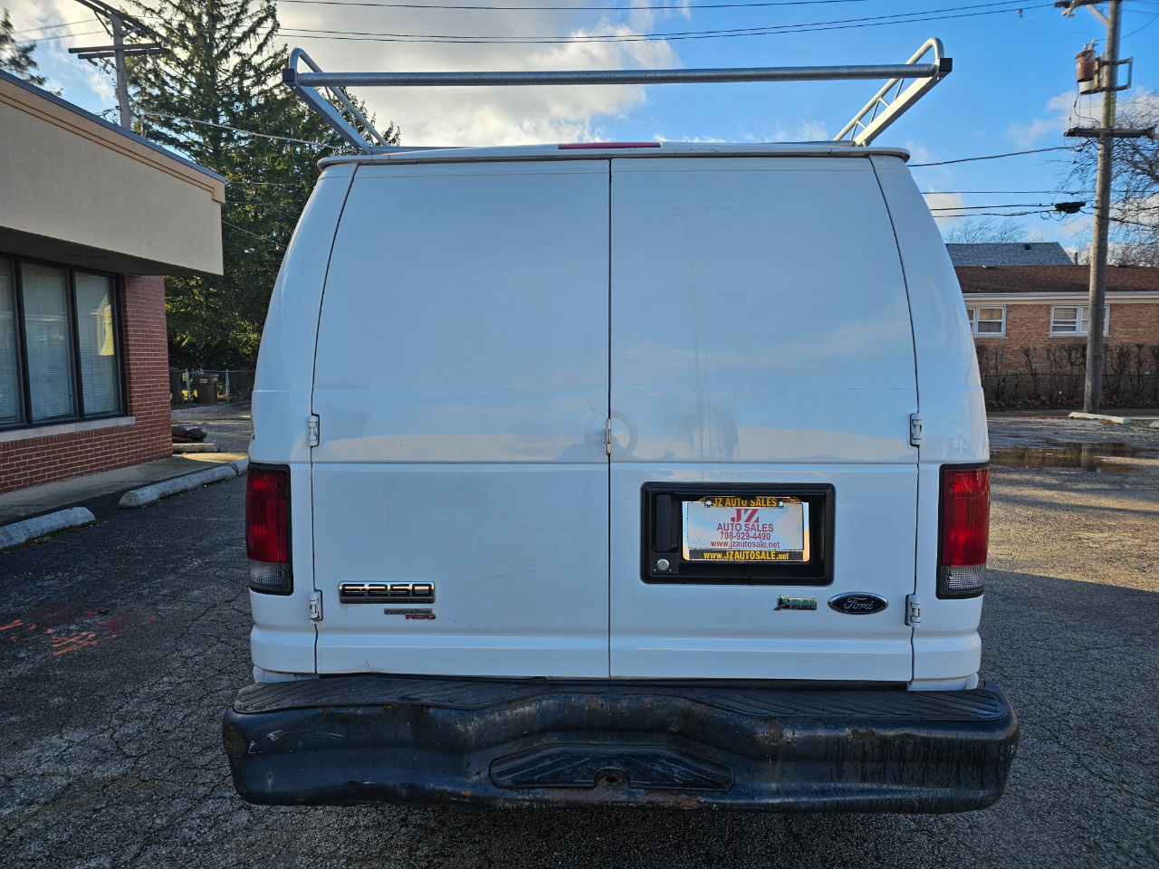 Ford Econoline Cargo Van E-250 Recreational 2011