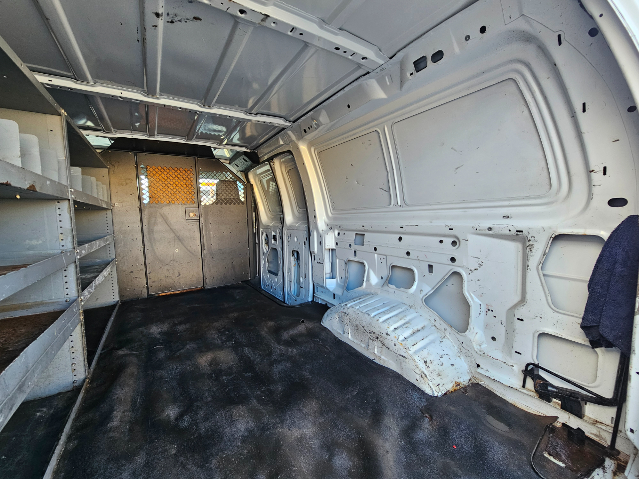 Ford Econoline Cargo Van E-250 Recreational 2011