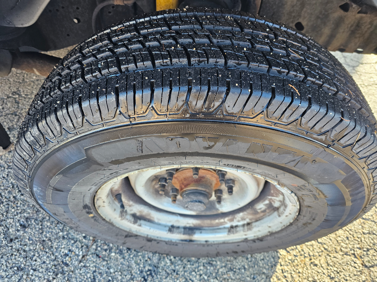 Ford Econoline Cargo Van E-250 Recreational 2011