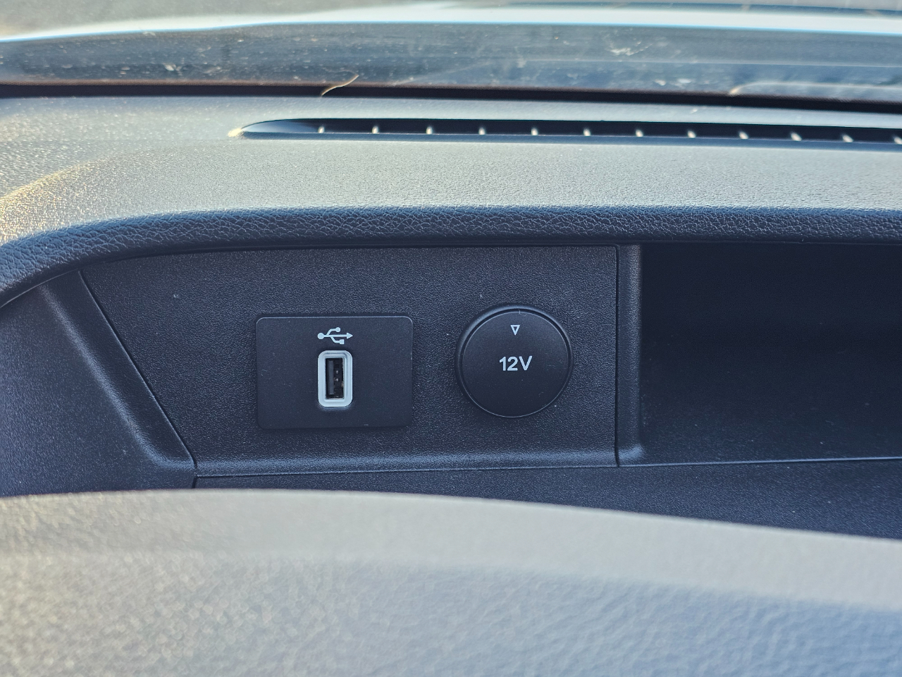 Ford Transit Cargo Van T-150 130" Low Rf 8670 GVWR AWD 2020